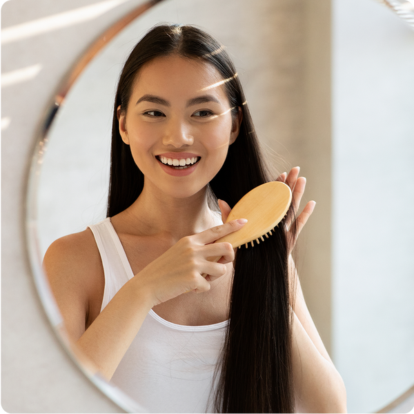 Quante volte al giorno spazzolare i capelli: la risposta ti sorprenderà